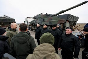 Lenkija sako pristačiusi Ukrainai dar 10 „Leopardų“