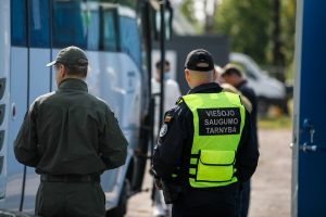 Kirgizijos ir Armėnijos piliečiai bus teisiami dėl neteisėto migrantų gabenimo