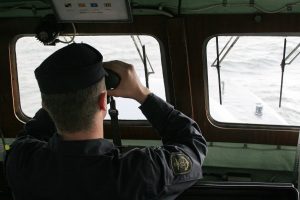 Po incidentų Baltijos jūroje Lietuvos karinis laivas išsiųstas stebėti „NordBalt“ jungties