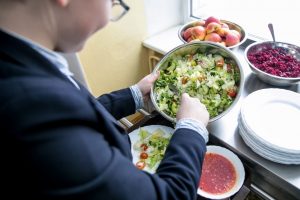 Lietuvoje vis daugiau vaikų mokyklose gauna nemokamą maitinimą