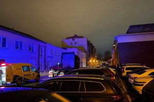 Klaipėdos kiemuose girtas vilkiko vairuotojas bandė ieškoti išvažiavimo