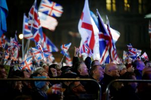 ES įspėjimas: Jungtinė Karalystė privalo įgyvendinti išstojimo sutartį