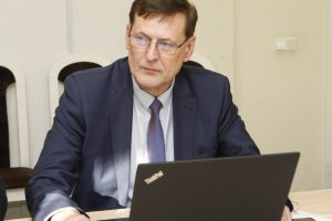 Taupomi pinigai: į komandiruotę užsienyje keliaus tik vienas Klaipėdos politikas