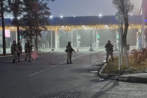 Žiniasklaida: Almatos oro uostas uždarytas neribotam laikui
