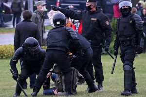 „Viasna“: Baltarusijoje sekmadienį per protesto akcijas sulaikyta per 250 žmonių