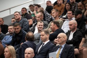 Prokurorai prašo suimti riaušių prie Seimo bylos posėdžius ignoruojantį L. Dolotovą