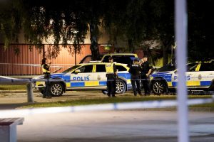 Po policininko nužudymo Švedijoje sulaikytas paauglys