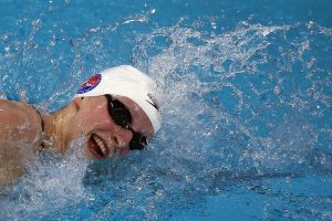 18-metei JAV plaukikei pakluso dar vienas pasaulio rekordas