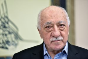 Turkija pareiškė kaltinimus F. Gulenui dėl Rusijos ambasadoriaus nužudymo 