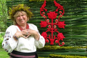 Lietuvos valstybės dienai Raudondvaryje – 25 tūkst. gėlių žiedų