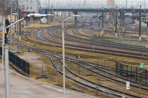 „Lietuvos geležinkeliai“ uždaro atstovybes Rusijoje ir Baltarusijoje