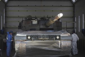 Ispanija po Velykų į Ukrainą išsiųs šešis „Leopard“ tankus 