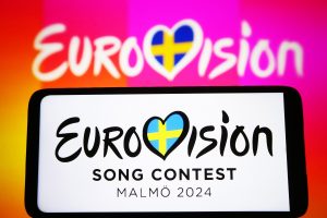 „Euroviziją“ rengsiančios Švedijos menininkai reikalauja iš konkurso pašalinti Izraelį