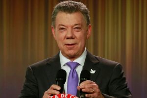 Kolumbijos vyriausybė ir FARC sukilėliai susitarė peržiūrėti taikos sutartį