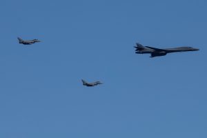 JAV strateginiai bombonešiai dalyvavo pratybose Estijos oro erdvėje