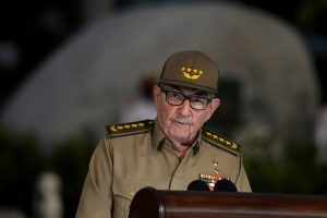 R. Castro atsistatydino iš Kubos komunistų partijos vadovo pareigų