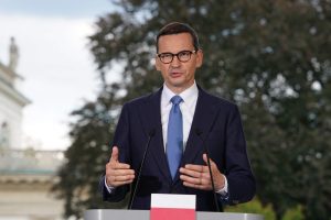 Premjeras: Lenkija vetuotų ES mėginimus įvesti privalomus dujų vartojimo apribojimus 