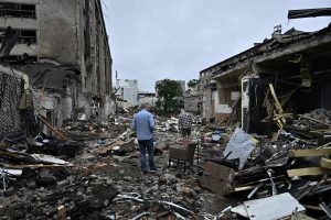 Rusija tvirtina, kad per raketinį smūgį restoranui Kramatorske žuvo du Ukrainos generolai