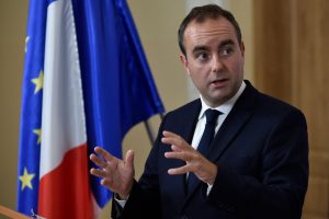 Prancūzija paskelbė apie ginklų pardavimą Armėnijai