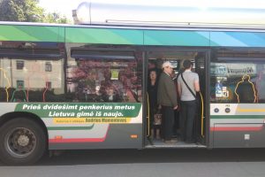 Nuo balandžio 15 d. keičiami dalies autobusų maršrutų eismo tvarkaraščiai