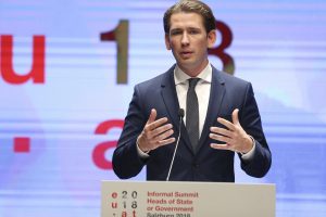 Po skandalų Austrija griežtina kovos su korupcija įstatymą