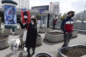 Lenkai protestuoja prieš pastangas dar labiau apriboti aborto galimybes