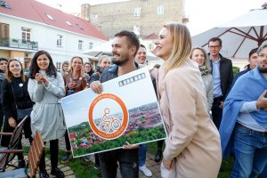 Vilniuje apdovanota milijoninė kelionė miesto dviračiu
