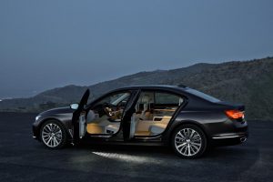 Naujasis „BMW 7“ įvertintas už automobilio kėbulo inovacijas