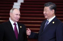 V. Putinas sveikina Kinijos „nuoširdų norą“ padėti išspręsti karą Ukrainoje