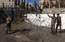 Libano kariuomenė: ginkluotas siras puolė JAV ambasadą