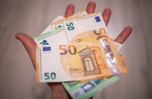 Tarptautinis valiutos fondas puse punkto blogina Lietuvos BVP prognozę 