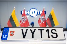Nuo spalio pradžios automobilių numeriai bus paženklinti Lietuvos herbu – Vyčiu