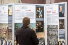 Seimas atmetė opozicijos siūlymą šventine Konstitucijų diena skelbti spalio 25-ąją