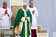 Žiniasklaida: susitikime su Italijos vyskupais popiežius pavartojo gėjus įžeidžiantį žodį