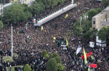 Palaidotas per sraigtasparnio katastrofą žuvęs Irano prezidentas E. Raisi
