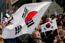 Iš Pietų Korėjos dėl ginčo su vietiniais namo išsiųsti du JAV saugumo pareigūnai